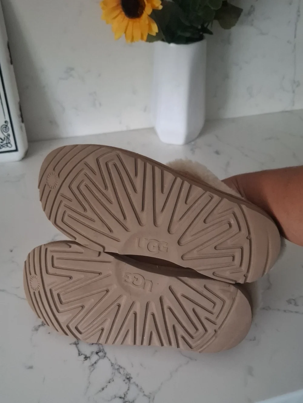 UGG Kids Chestnut Suede Sheepskin Clog Slippers with Cream Lining